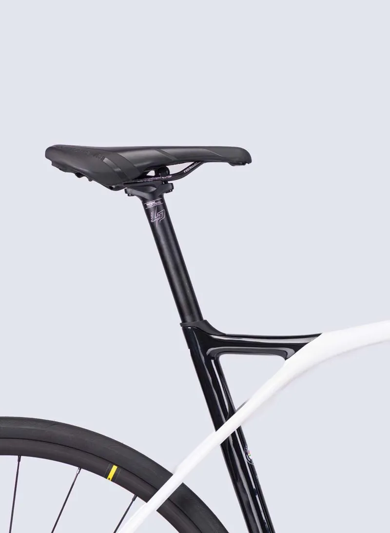 Lapierre Xelius SL 5.0 Disc Carbon Road Bike 2021 White/Black-6